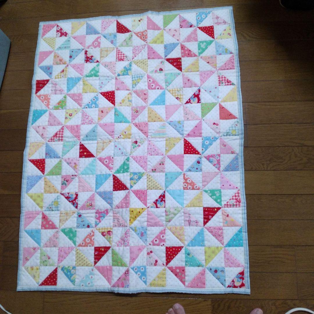 パッチワークキルト(松山敦子さんの布）