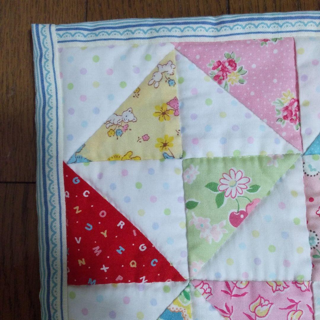 パッチワークキルト(松山敦子さんの布）