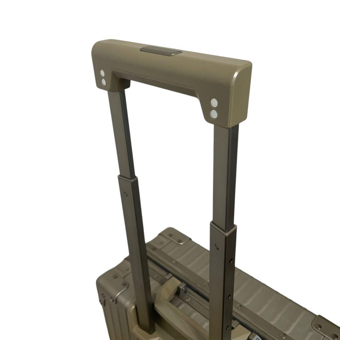 ネオキーパー アルミスーツケース 2～4泊向け 38L neo keeper