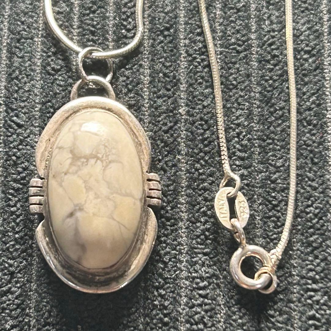 ナバホ　navajo ホワイトバッファロー ネックレス　Sterling