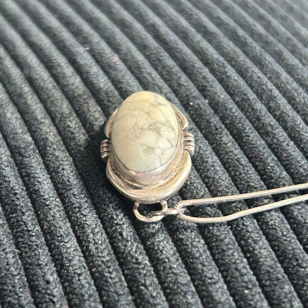 ナバホ　navajo ホワイトバッファロー ネックレス　Sterling