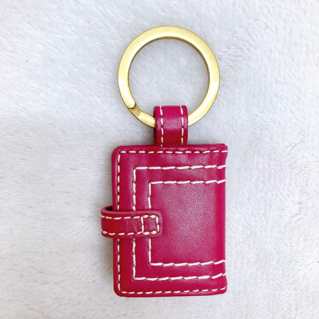 小物 Coach Signature Picture Frame Charm Pink