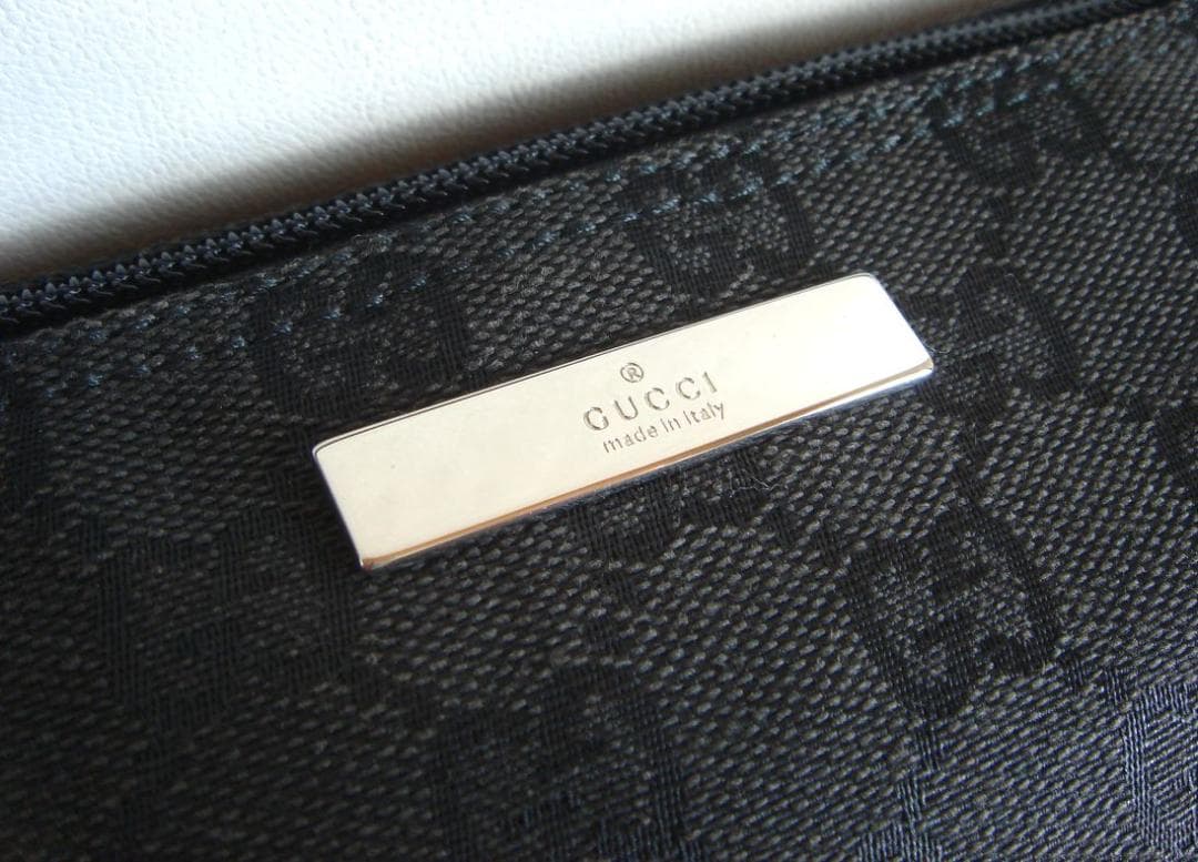 美品 GUCCI グッチ アクセサリーポーチ 039 1103 2123