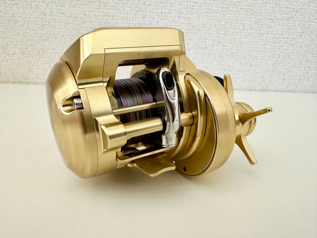 【未使用品おまけ付き】OCEA CONQUEST CT 201HG ベイトリール