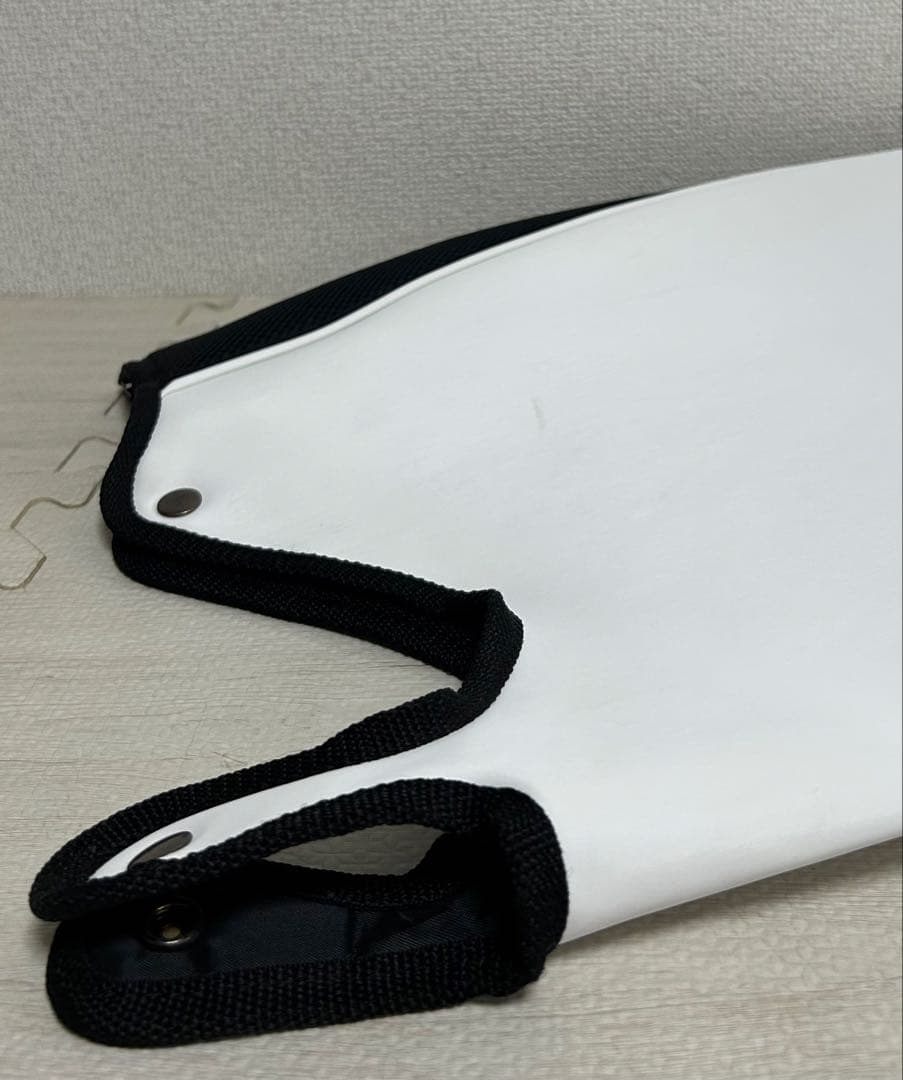 テーラーメイド　キャディバッグ　オーステック 9.5型　ホワイトブラック