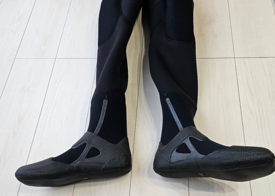 【超美品】O'Neill オニール ドライスーツ