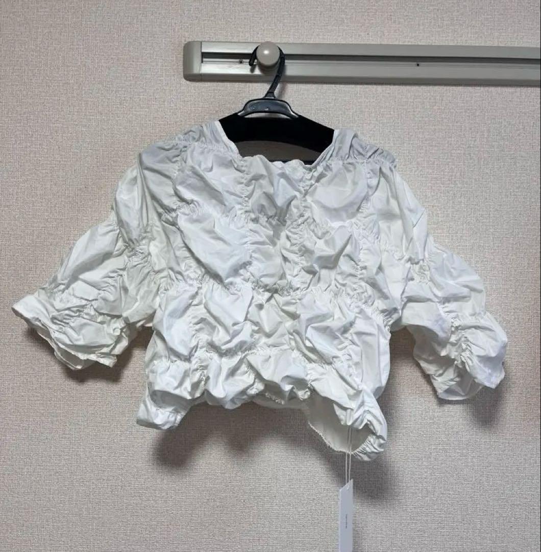 【新品未使用タグ付】anuke Typewriter Shirring Tops