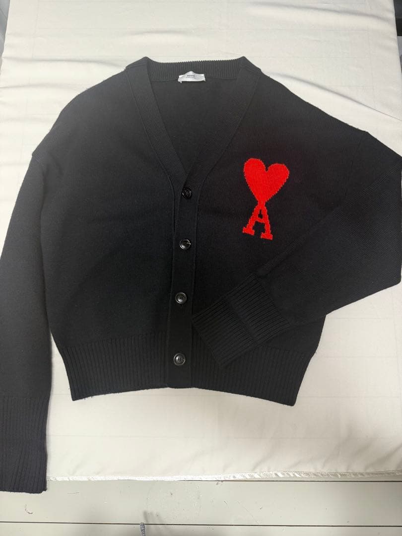 やちる　AMI PARIS 黒のハート刺繍カーディガン サイズXL