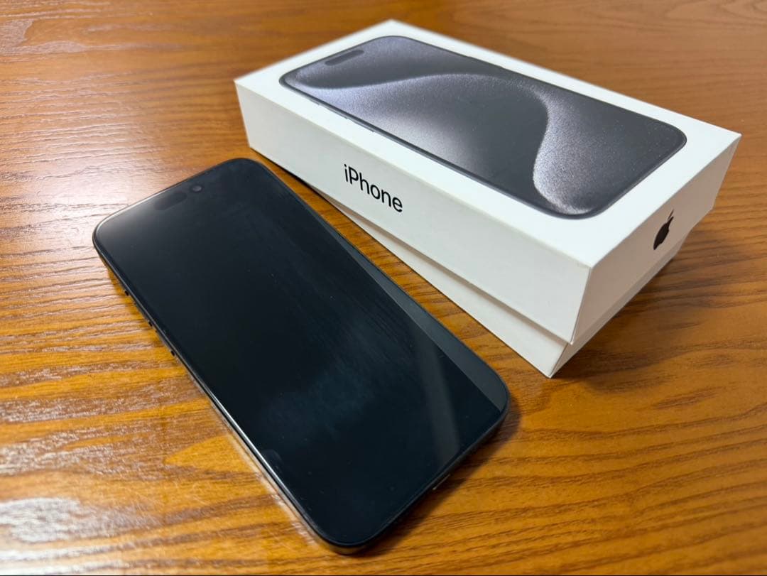 値下げ【美品】iPhone 15 Pro 128GB SIMフリー 本体
