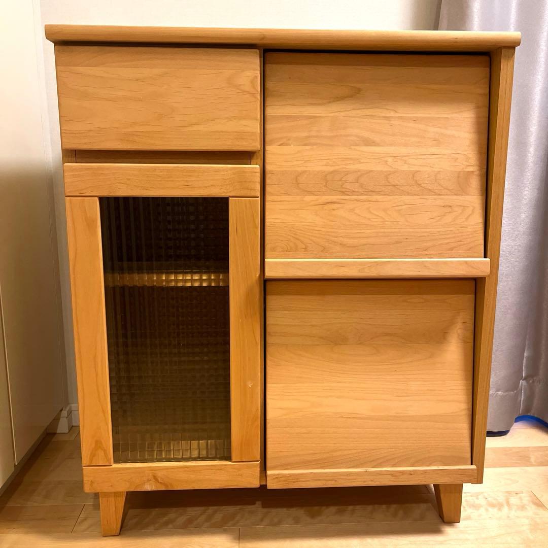 天然木アルダー材のチェスト