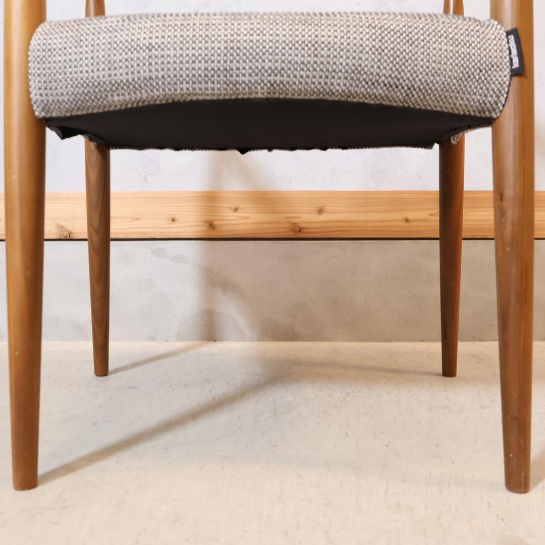 Karimoku CU71 ウォールナット材 ダイニングチェア アームチェア