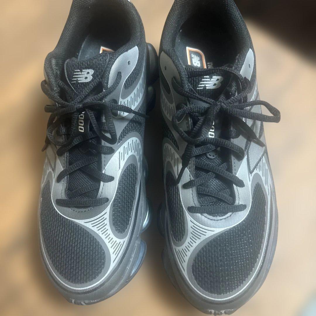 ニューバランス　Abzorb 2000