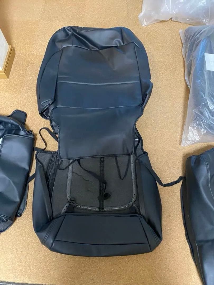 合皮シートカバー黒　アル＆ヴェルファイア20７人乗り用　ジャンク