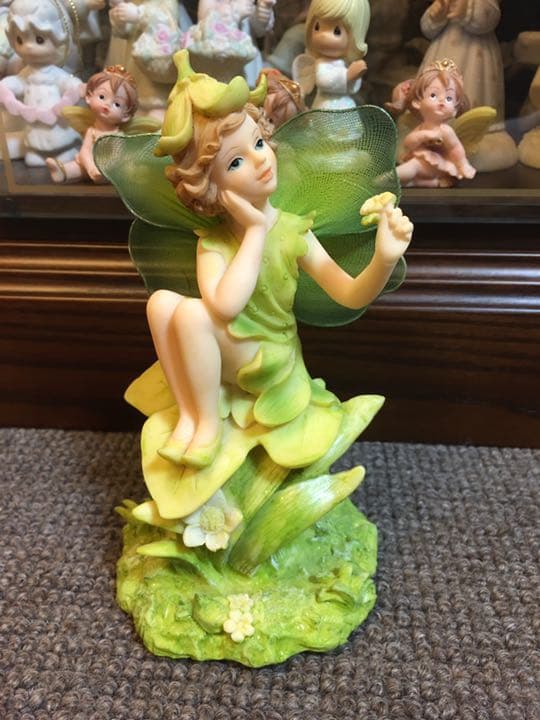 妖精の置物