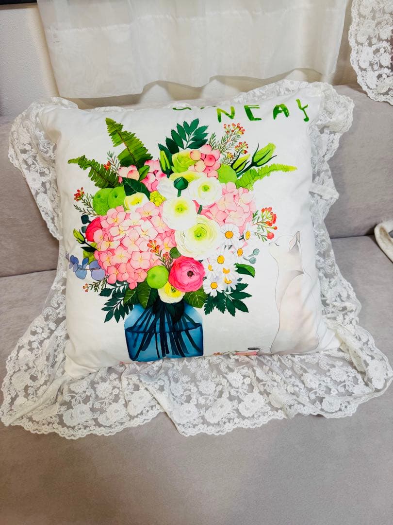 新品　フラワーブーケ×猫柄 フリル付きクッション 50cm