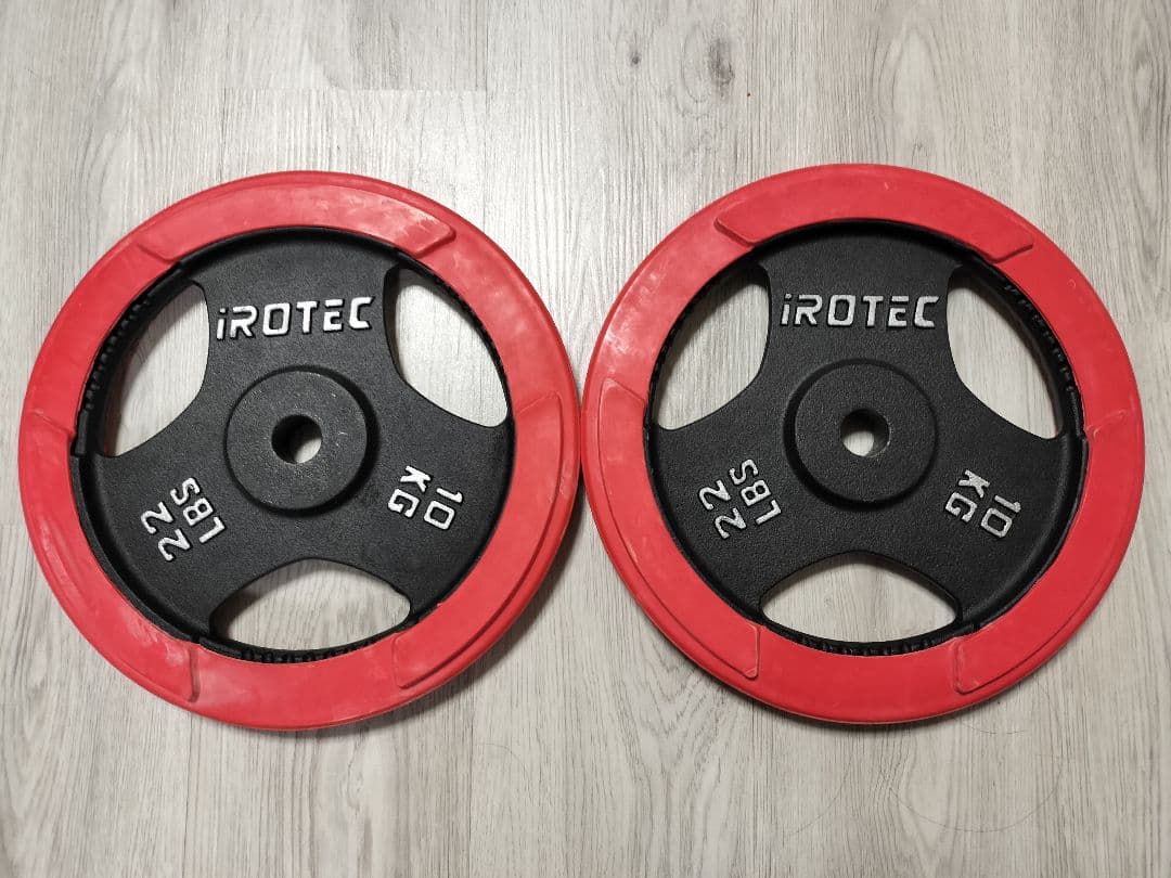 pieroラバー付１０キロ×２枚　ダンベル　バーベル　ラバー付プレート