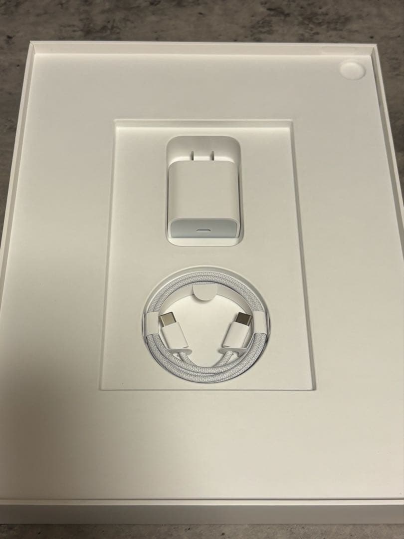 iPad Air(M3) 13インチ WiFiモデル128GB スペグレ