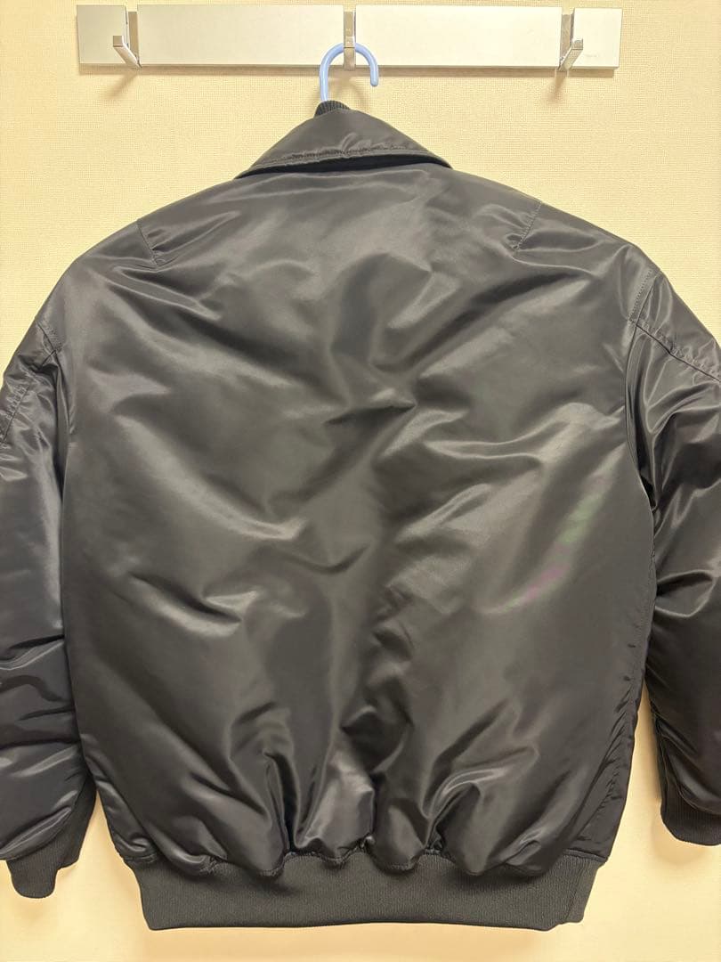 美品Uniqlo +J ダウンオーバーサイズリブブルゾン ブラック Lサイズ