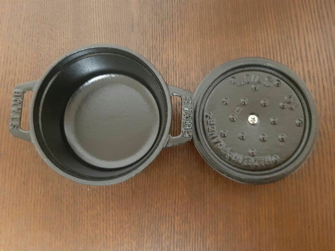 日向ぼっこ　STAUB ミニ　ピコ ココット ラウンド 小型 2個