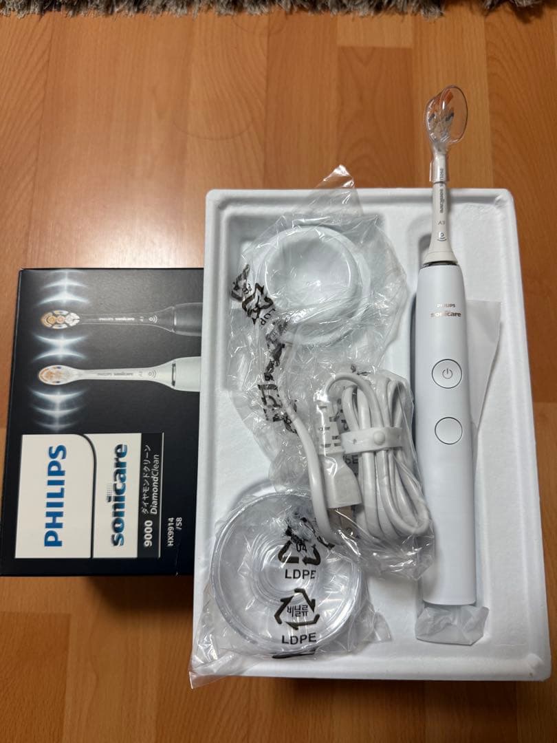【未使用】Philips Sonicare HX9914 電動歯ブラシ ホワイト
