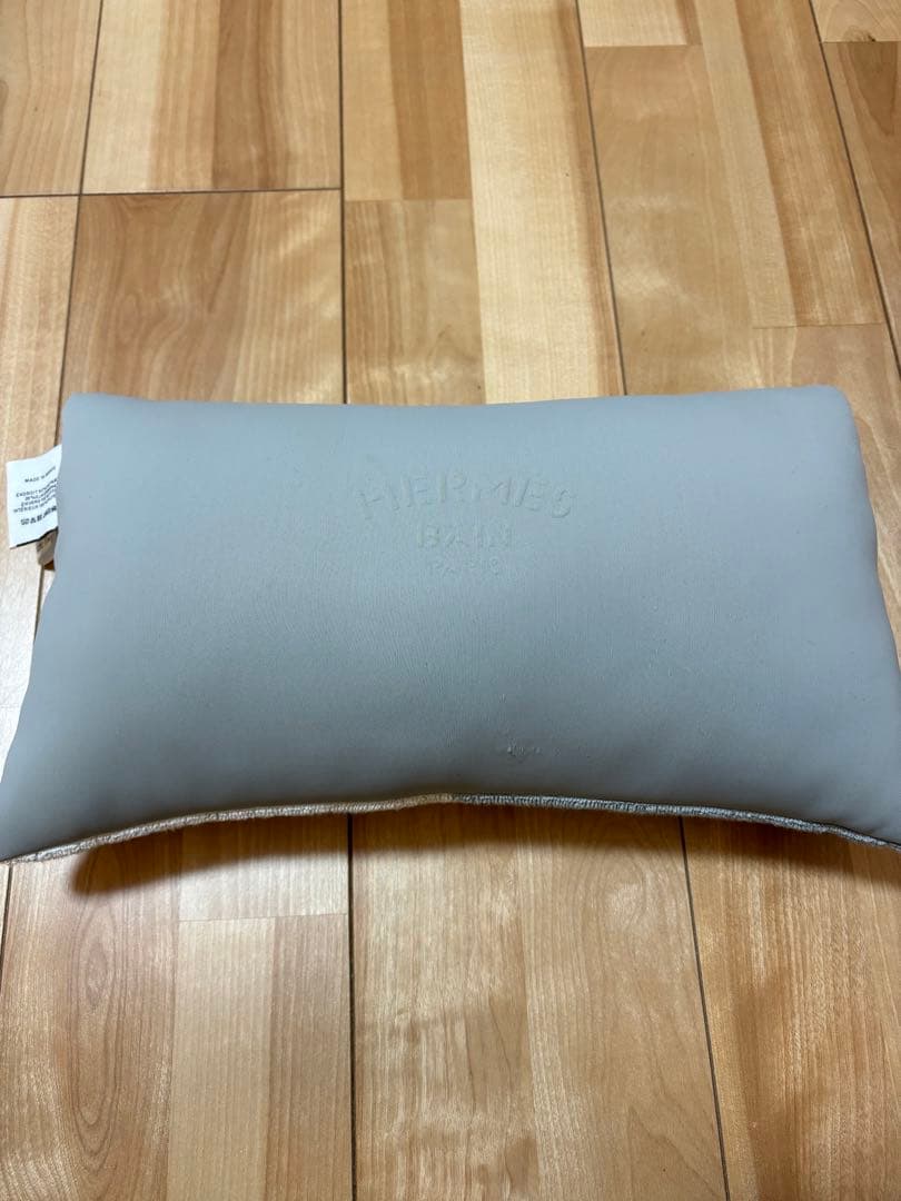 HERMES 2トーン クッション グレー