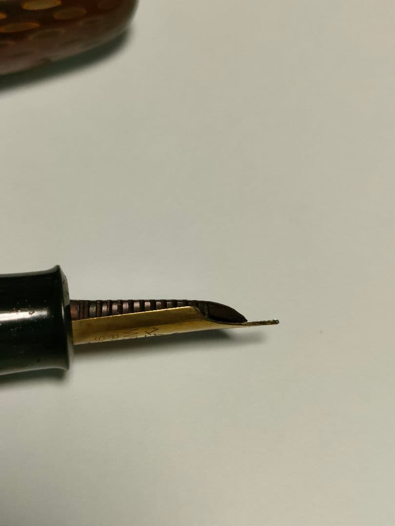 《*え様 四菱　万年筆　14KT 鎌倉彫　ペン先14金　R14K