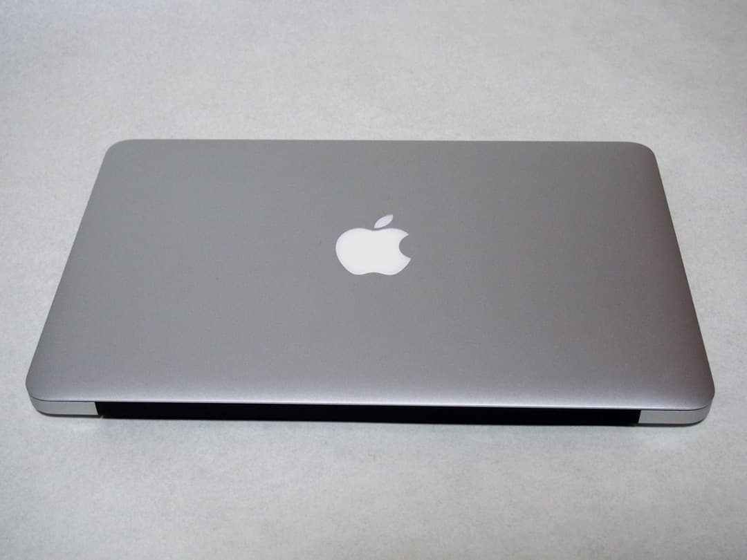 ⭐︎週末価格 美品 MacBook Air 2015 11インチ 4G/128G⭐︎