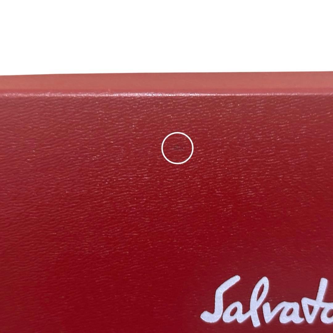 箱付き未使用✨サルヴァトーレフェラガモ　ネクタイ　ガンチーニ　ピンク　シルク