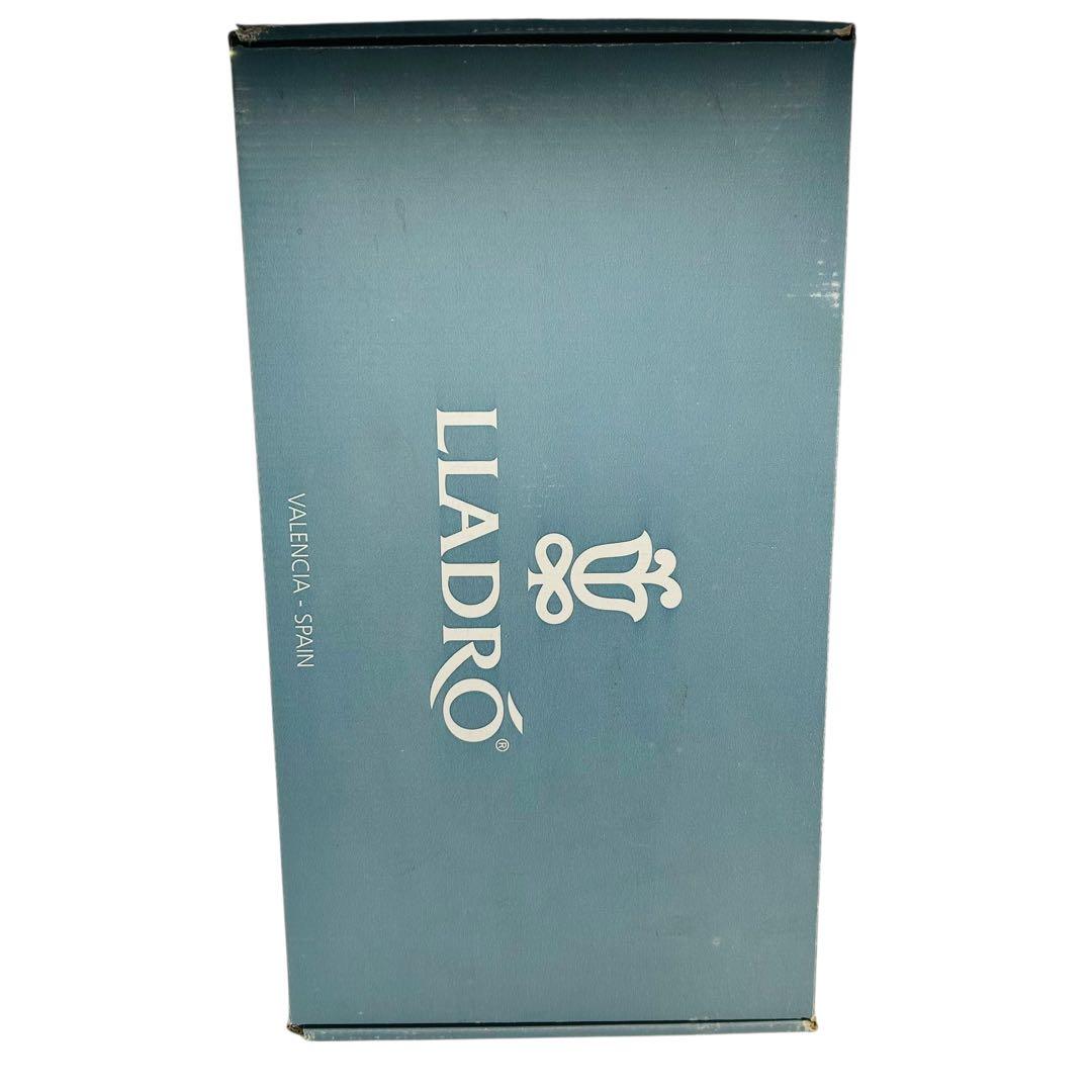 リヤドロ LLADRO 私の宝もの 6777 箱付 フィギュリン