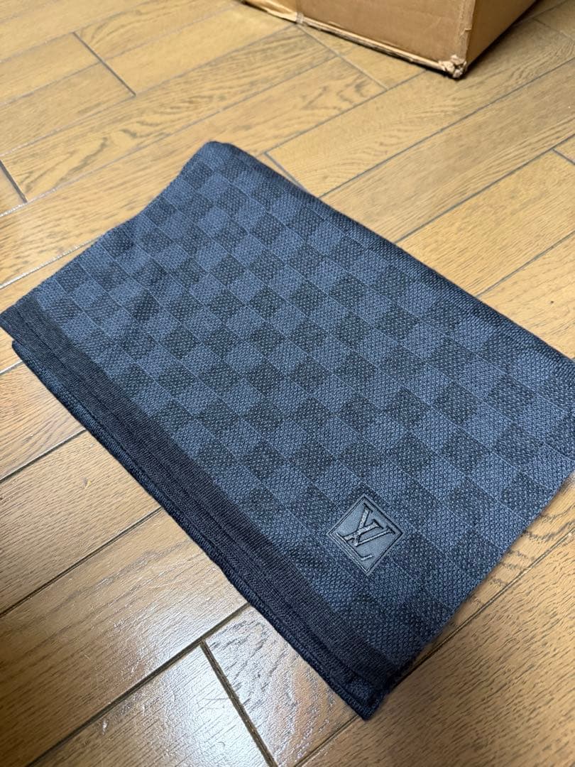 Louis Vuitton ダミエパターン マフラー