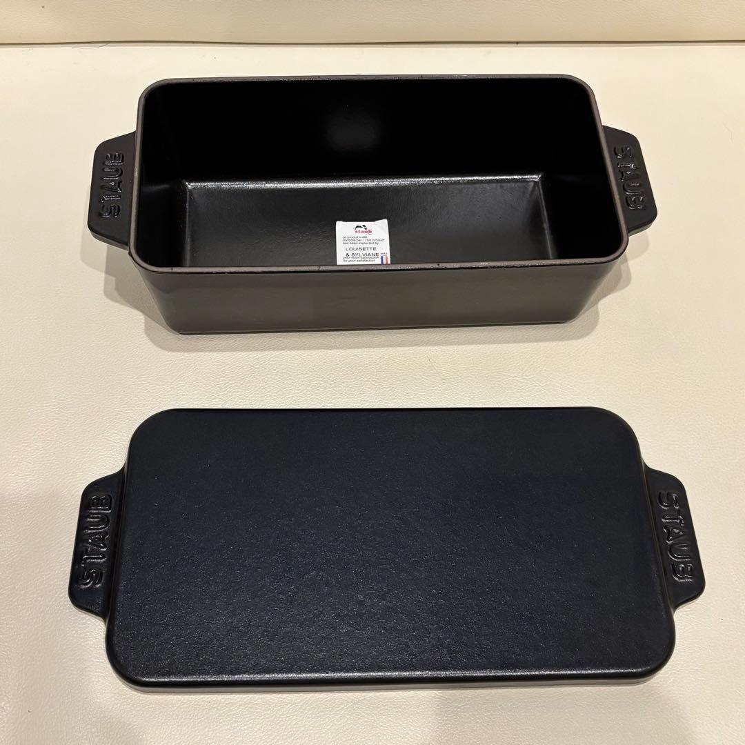 ストウブ　ケーキ&ブレッドパン　ブラック