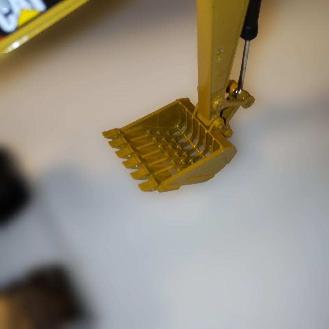 キャタピラー建機　CAT 320F L スケルトンバケット1/50