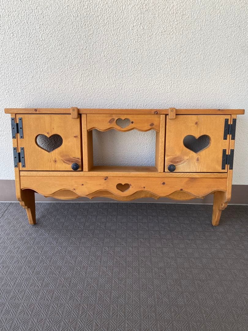 木製 カントリーシェルフ 飾り棚 ハート型収納扉 カントリーラック