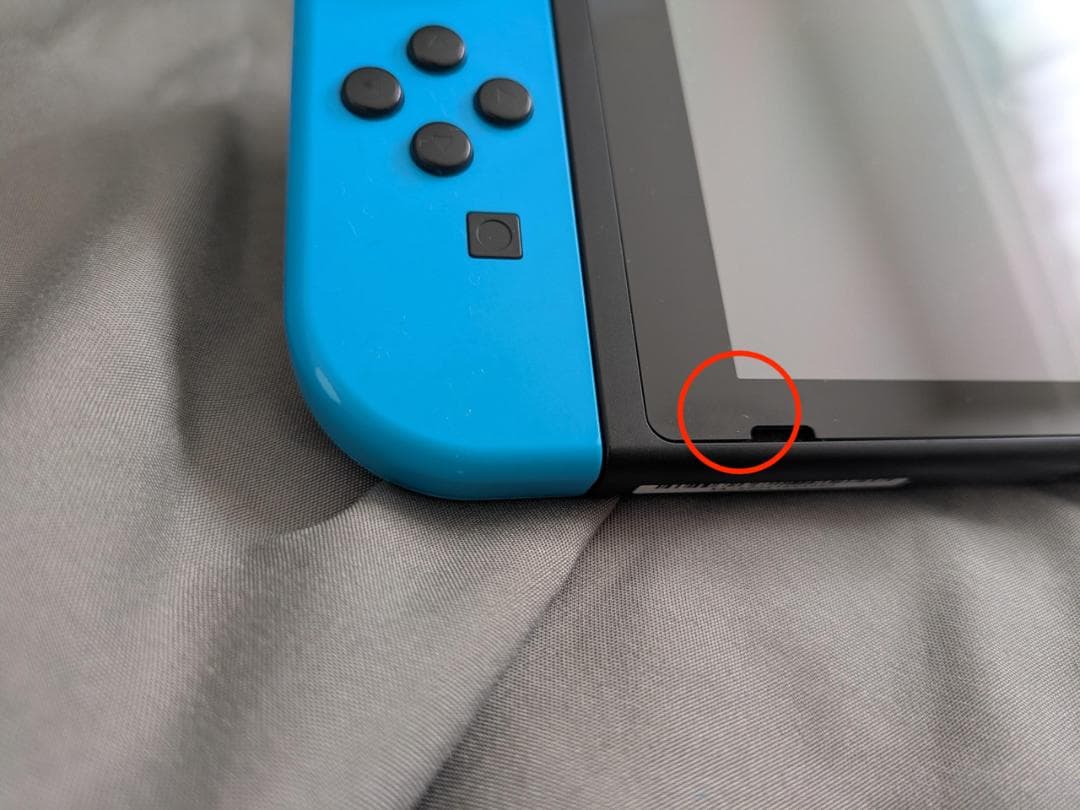 Nintendo Switch 本体＋Joy-Conグリップミニ・2個セット付