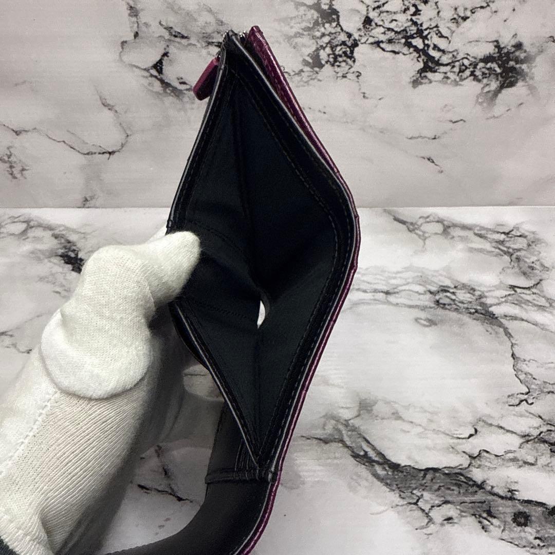 (新品未使用品)大人気、ヴィヴィアン、折財布、型押しクロコ、人気色、紫、現行、銀