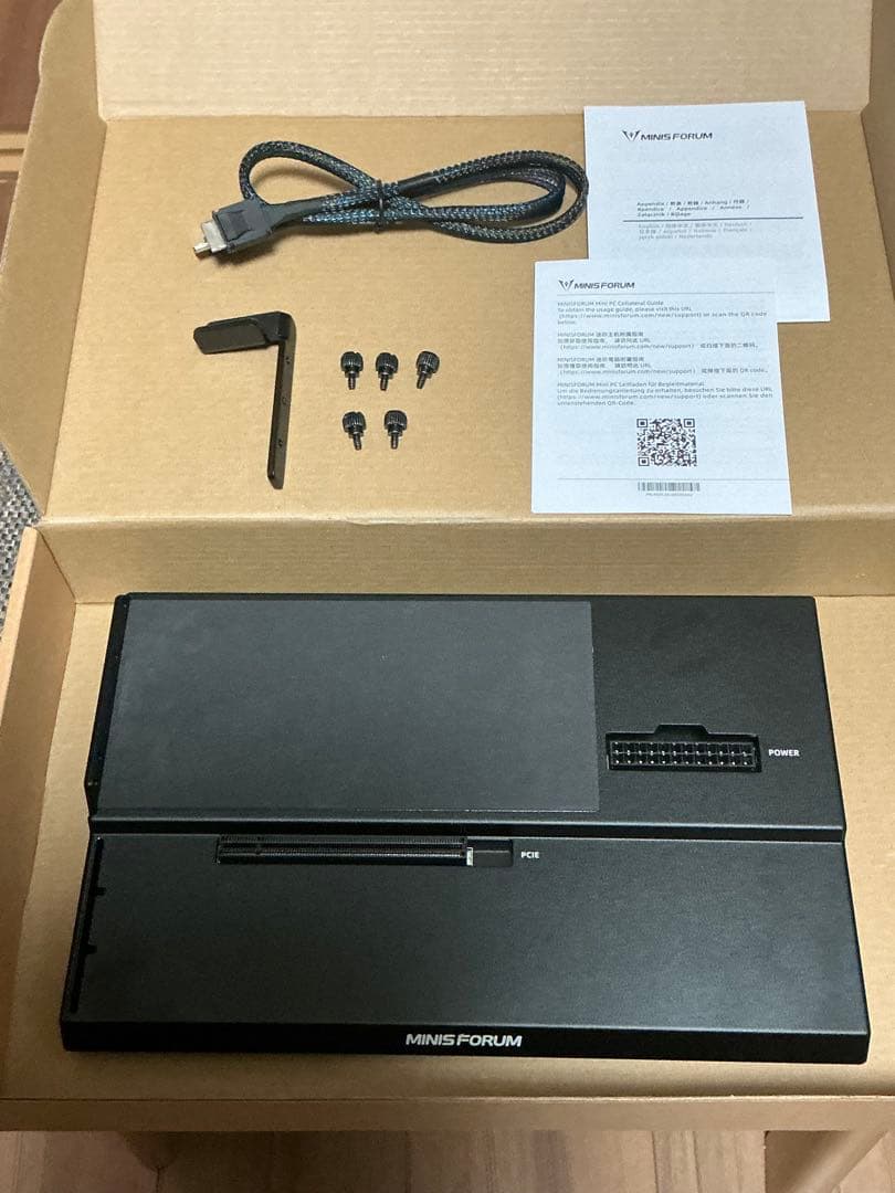 シ*ジ様 eGPU （外付GPU）RX9060XT他4点セット