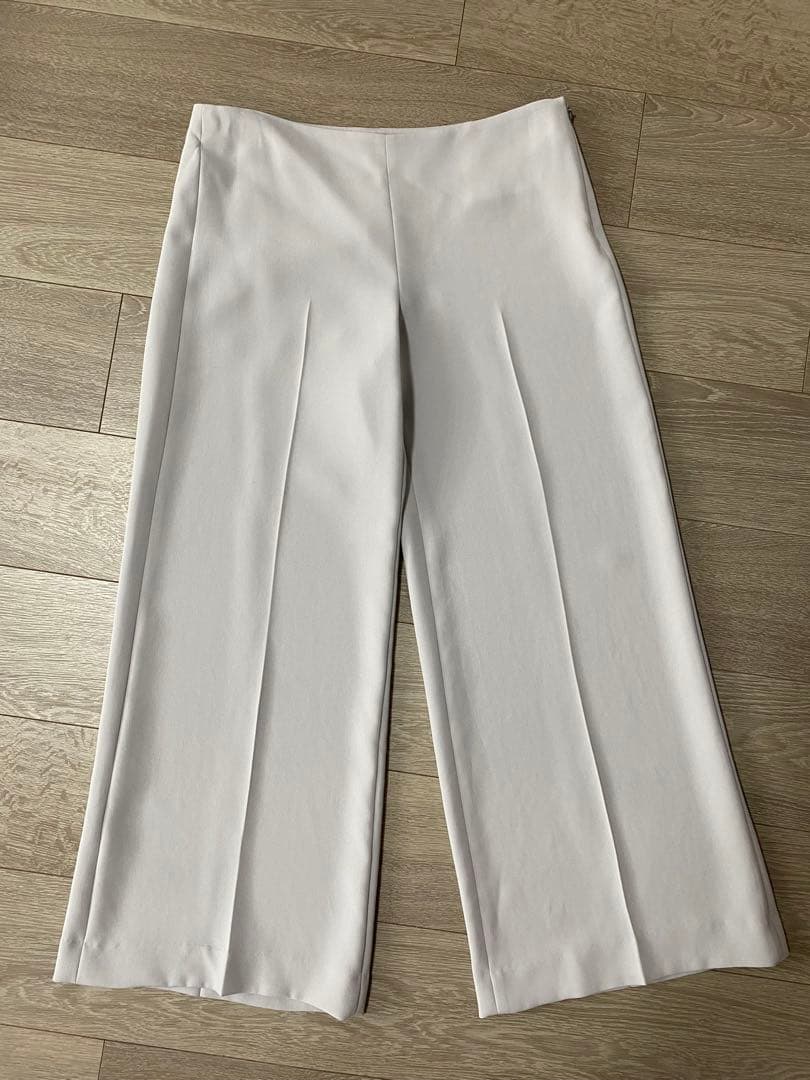 セオリースーツ　ノーカラージャケット　パンツ　セットアップ