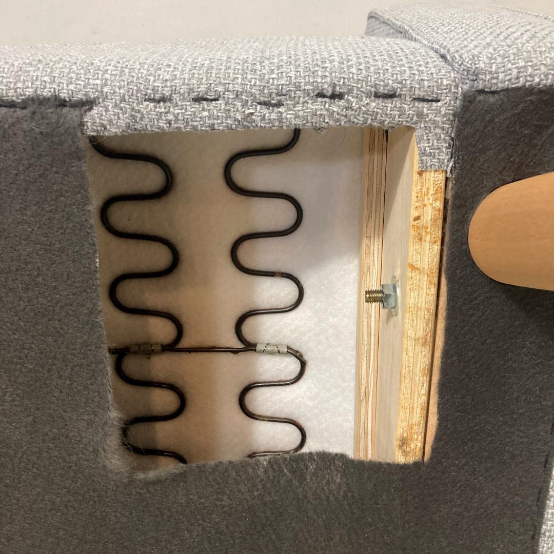 カリモク60 ロビーチェア 1シーター［廃盤カラー生地ミストグレー］難あり