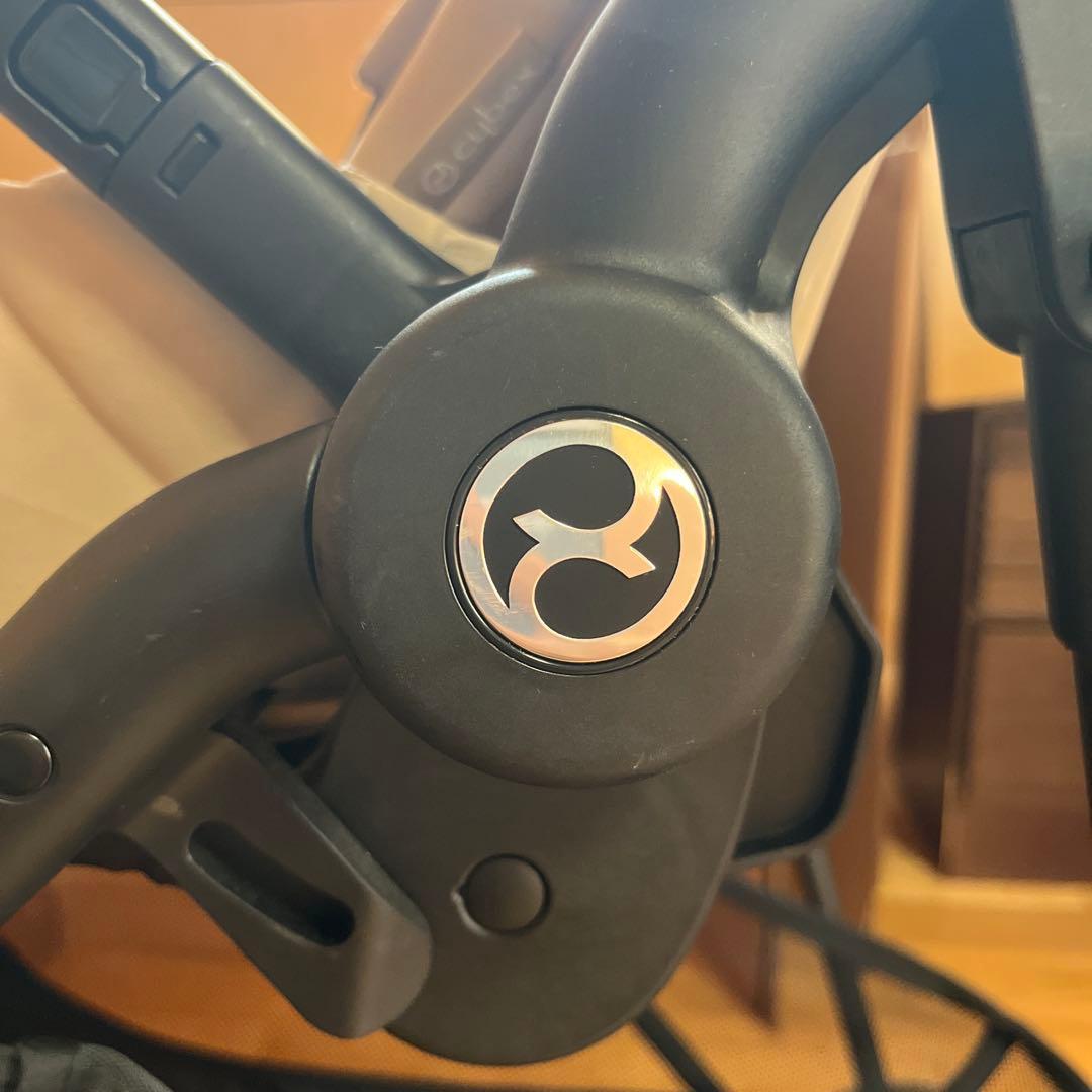 サイベックス メリオカーボン 2024製 ベビーカー アーモンドベージュ