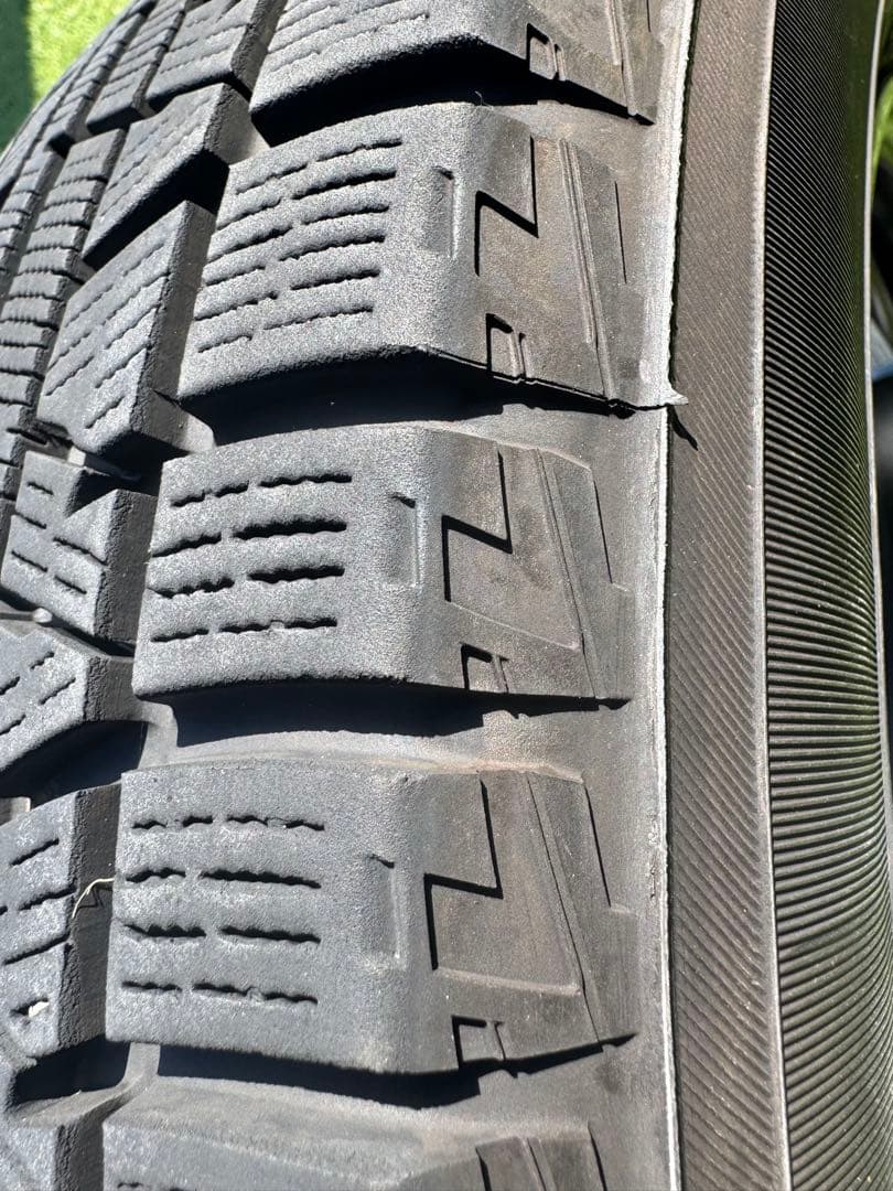 ホイール15インチ　スタッドレス　タイヤ 175/65r15 4本　セット