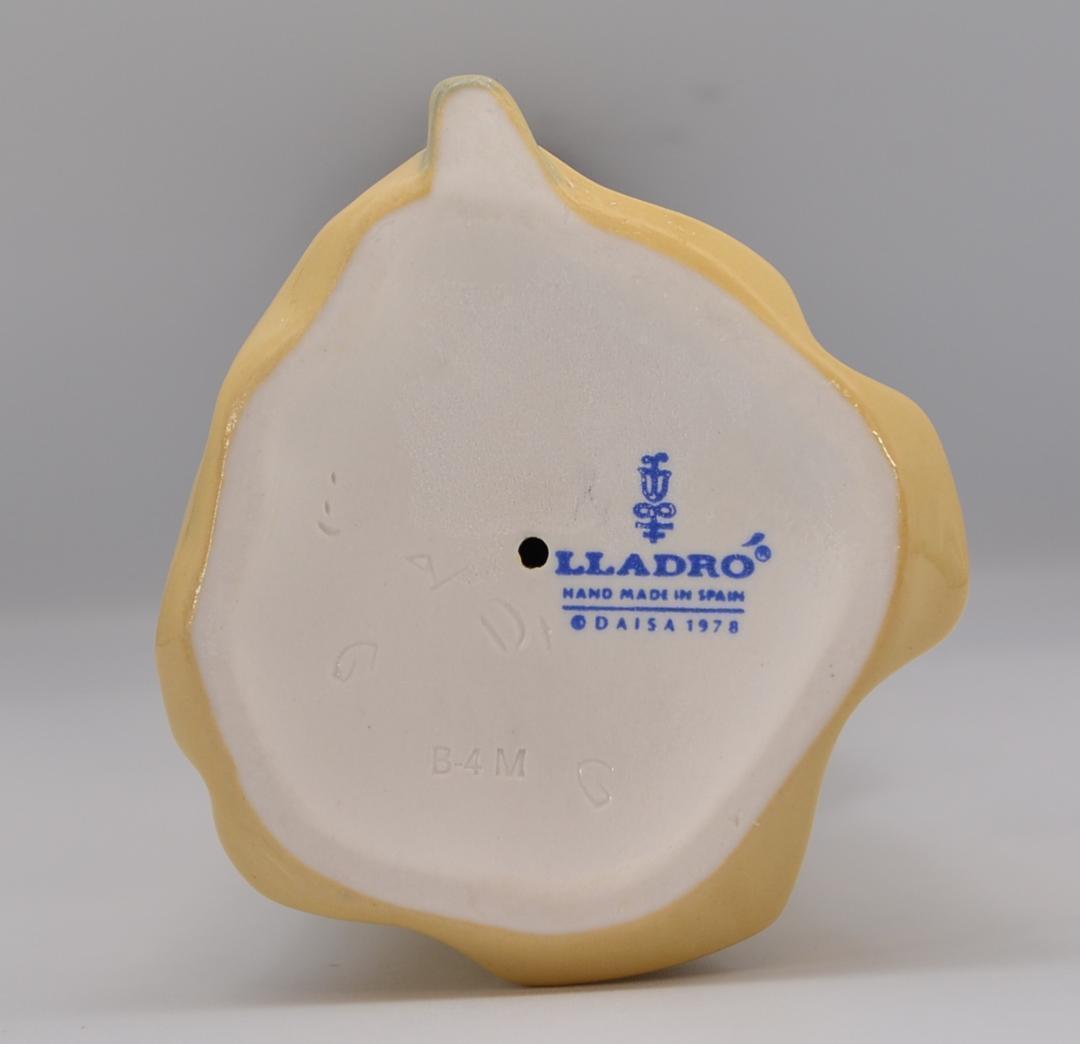 帽子をもつパメラ　他　2体おまとめ　★リヤドロ　スペイン　ポーセリン　ご成約済み