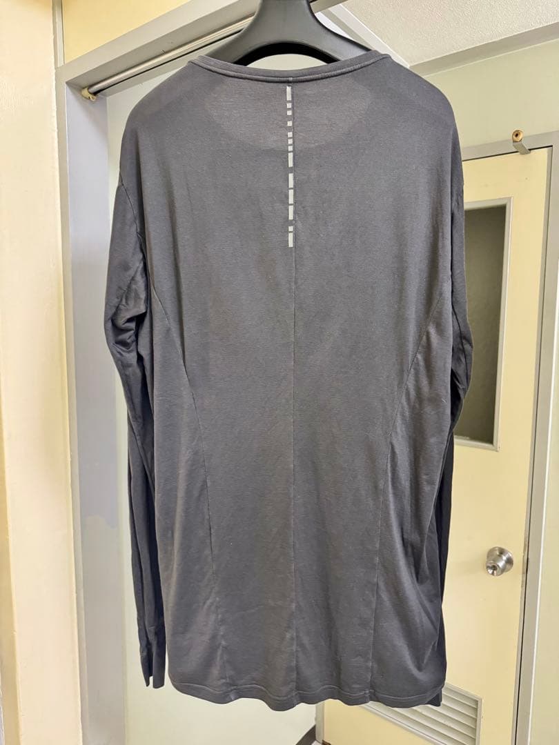 トップス DEVOA Long sleeve cutsew