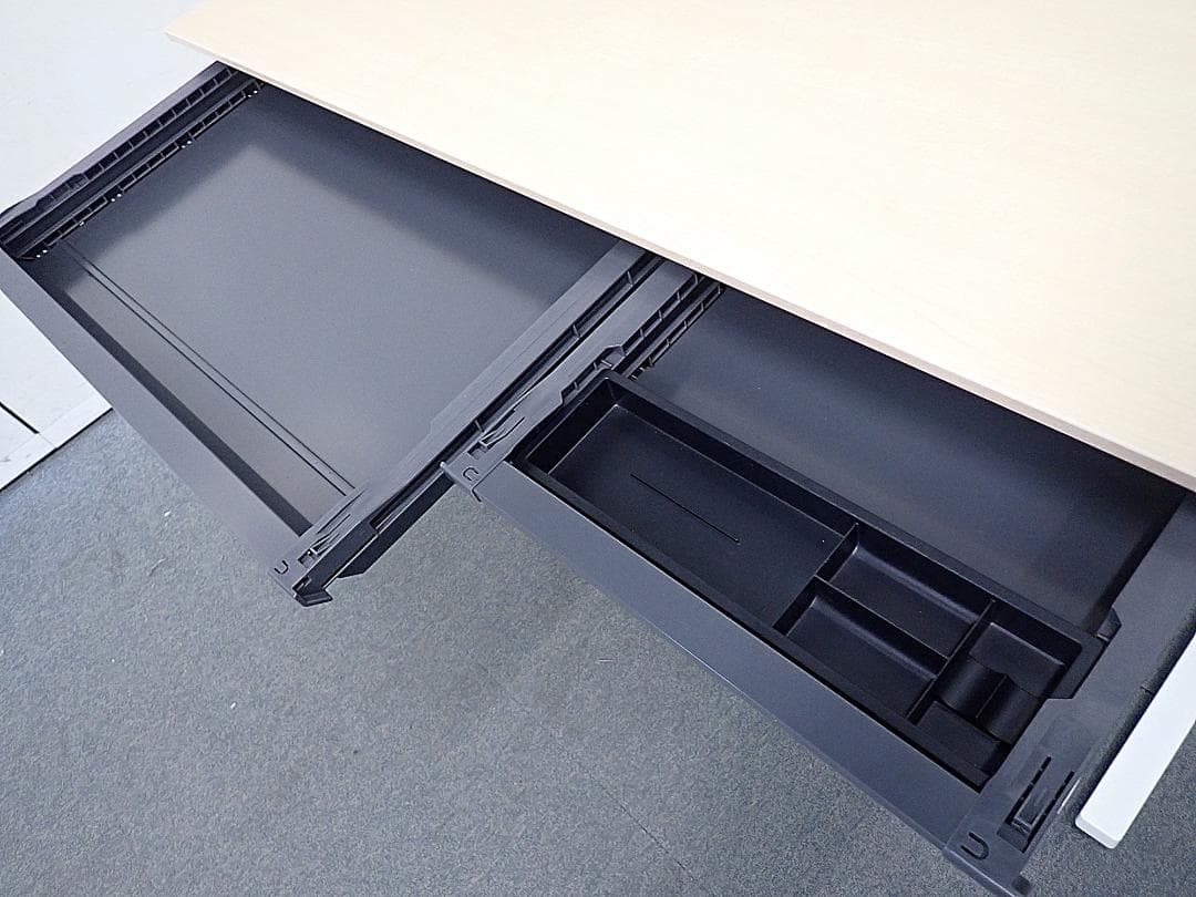 コクヨ　127平机　IS　13-0664