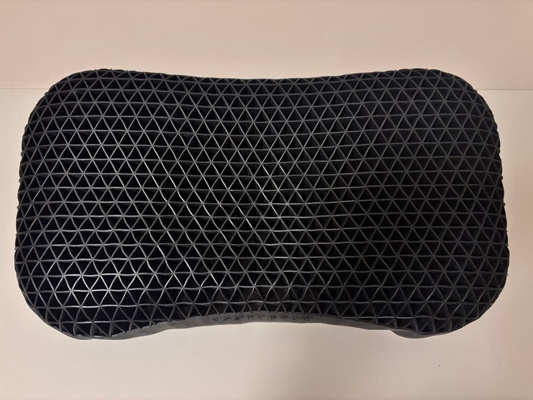 【数回使用、美品、カバーは未使用】ひつじのいらない枕　極柔