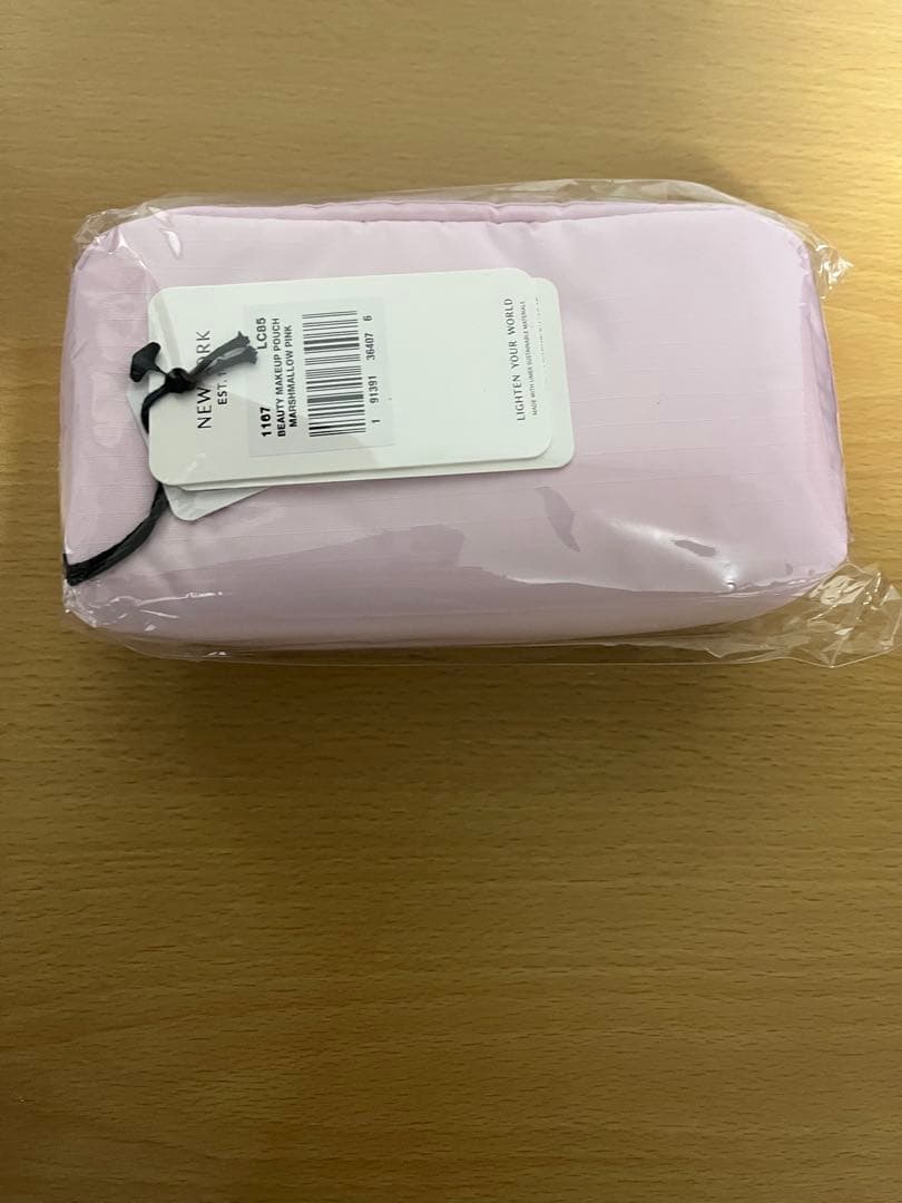 新品　LeSportsac 神崎恵さんコラボ　 マシュマロピンク ポーチ