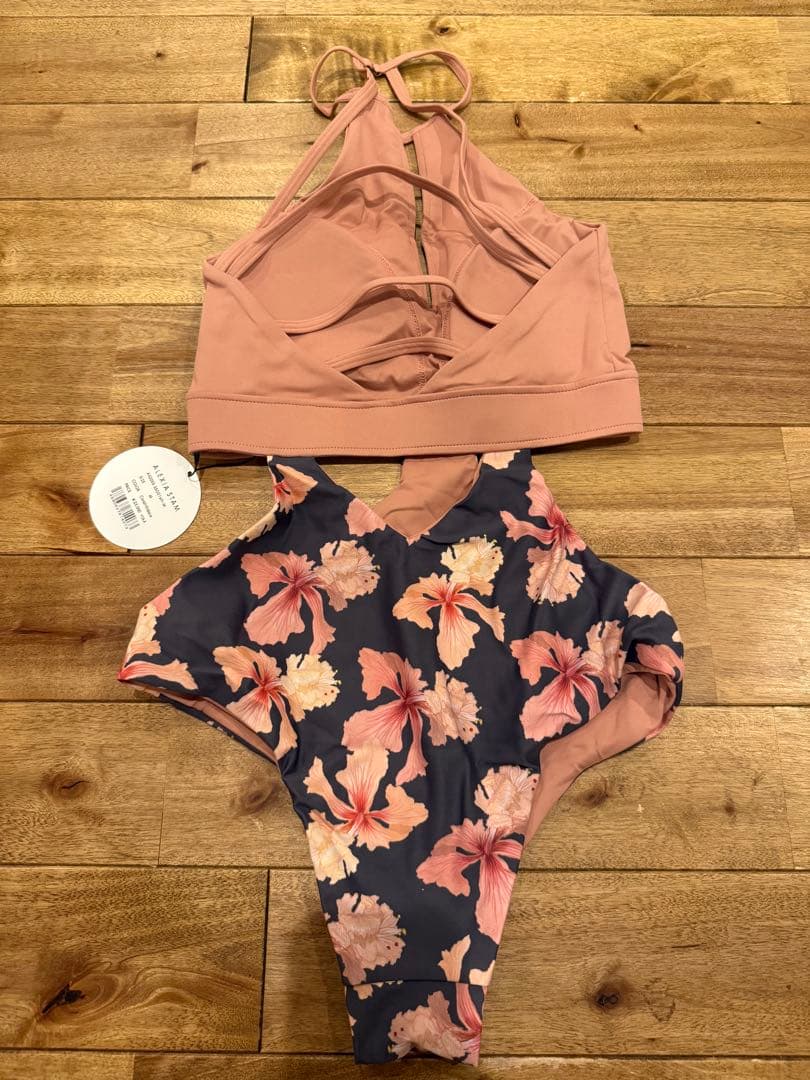 アリシアスタン 未使用 ワンピース 水着