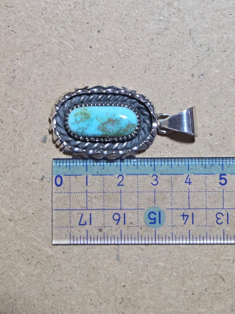 イースターブルーターコイズ　三角線　ペンダント　インディアンジュエリースタイル