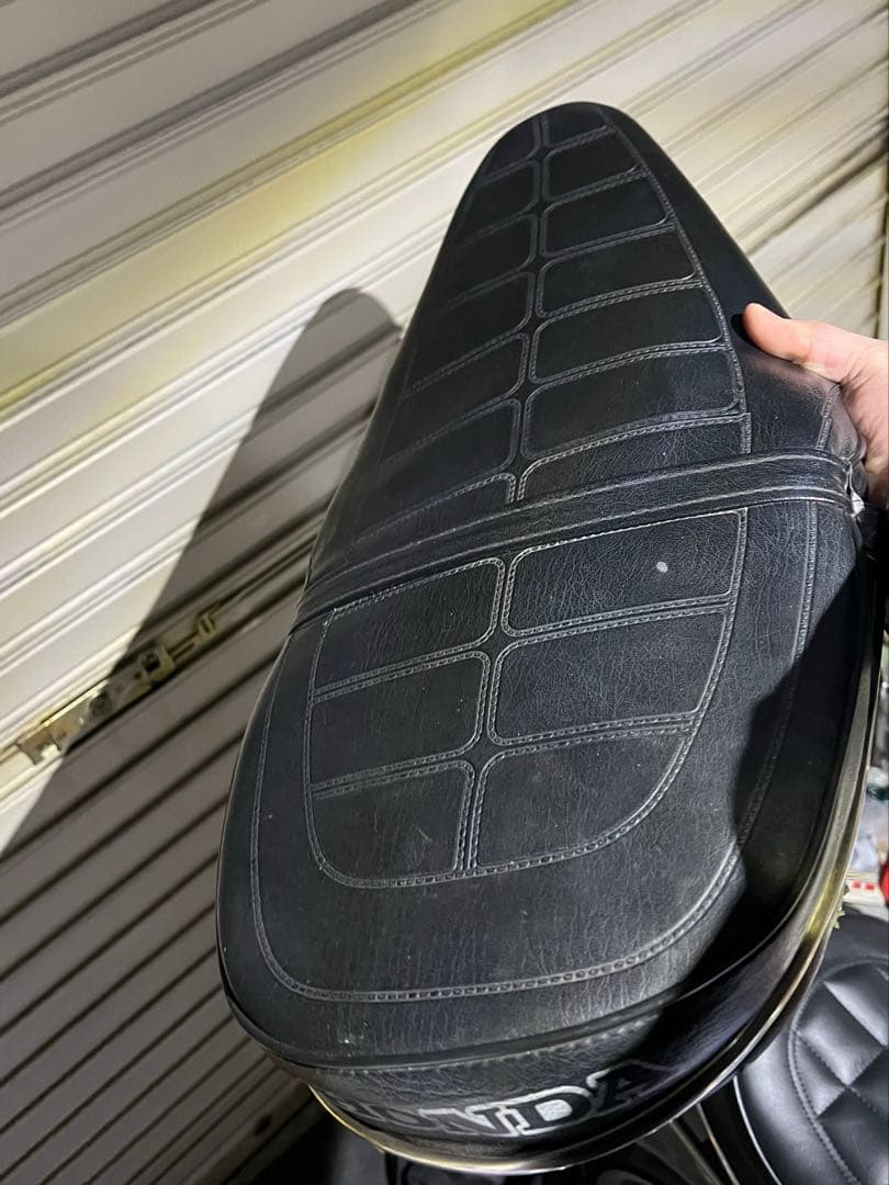 シャリー 薄シート HONDAロゴ入り