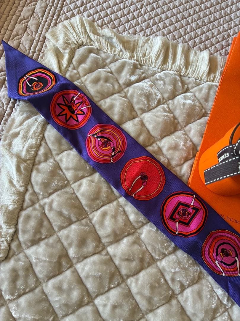 HERMES ツイリー　紫silk