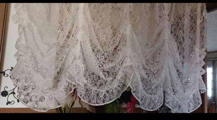 カフェカーテン【メイランラブ様　バルーンカーテン　レース】ハンドメイド